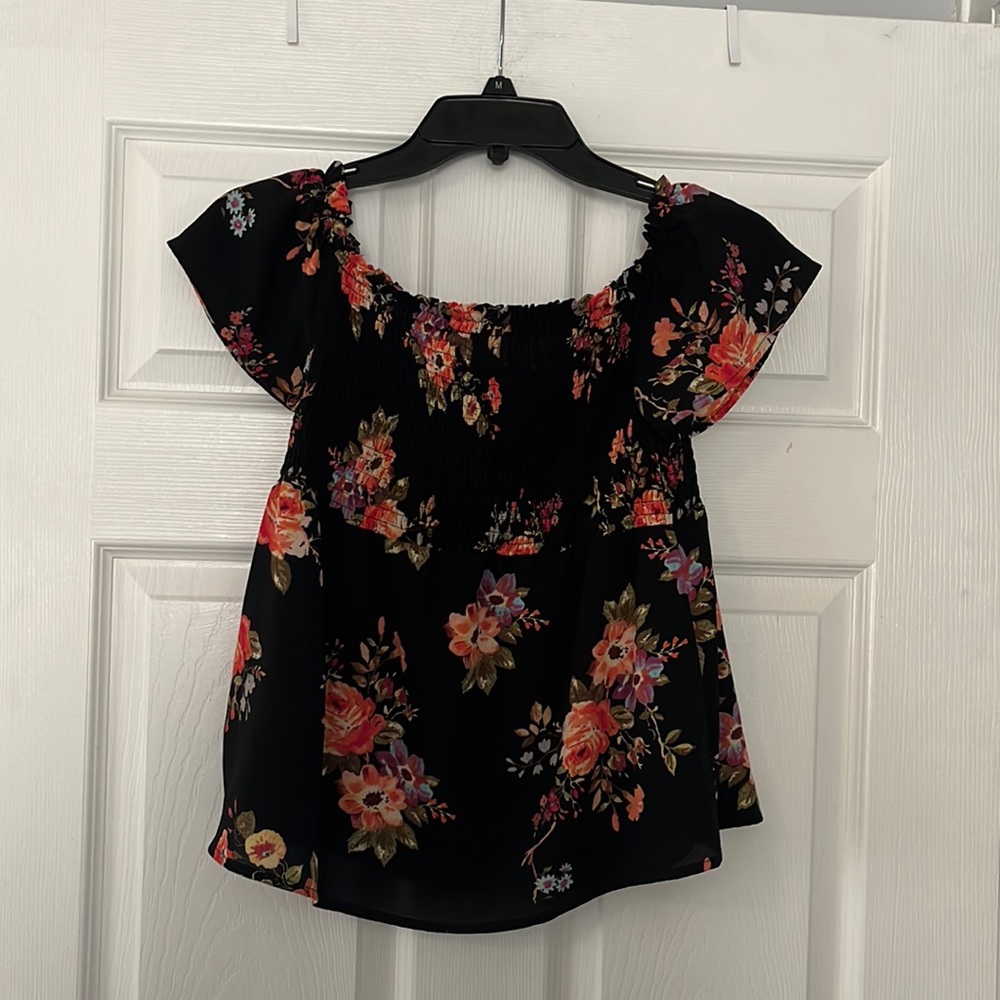 COPY - Black top